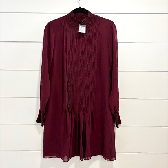 Club Monaco NWT pin tuck ribbed dress burgundy size 4 - Picture 2 of 16